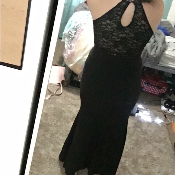 Prom dress - Picture 2 of 4